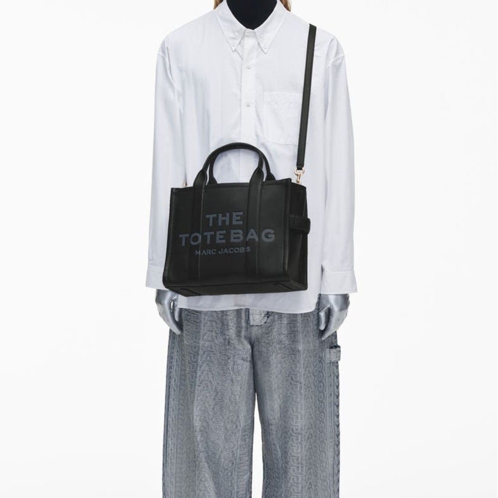 Marc Jacobs Black Tote Bag - Picture 6 of 13